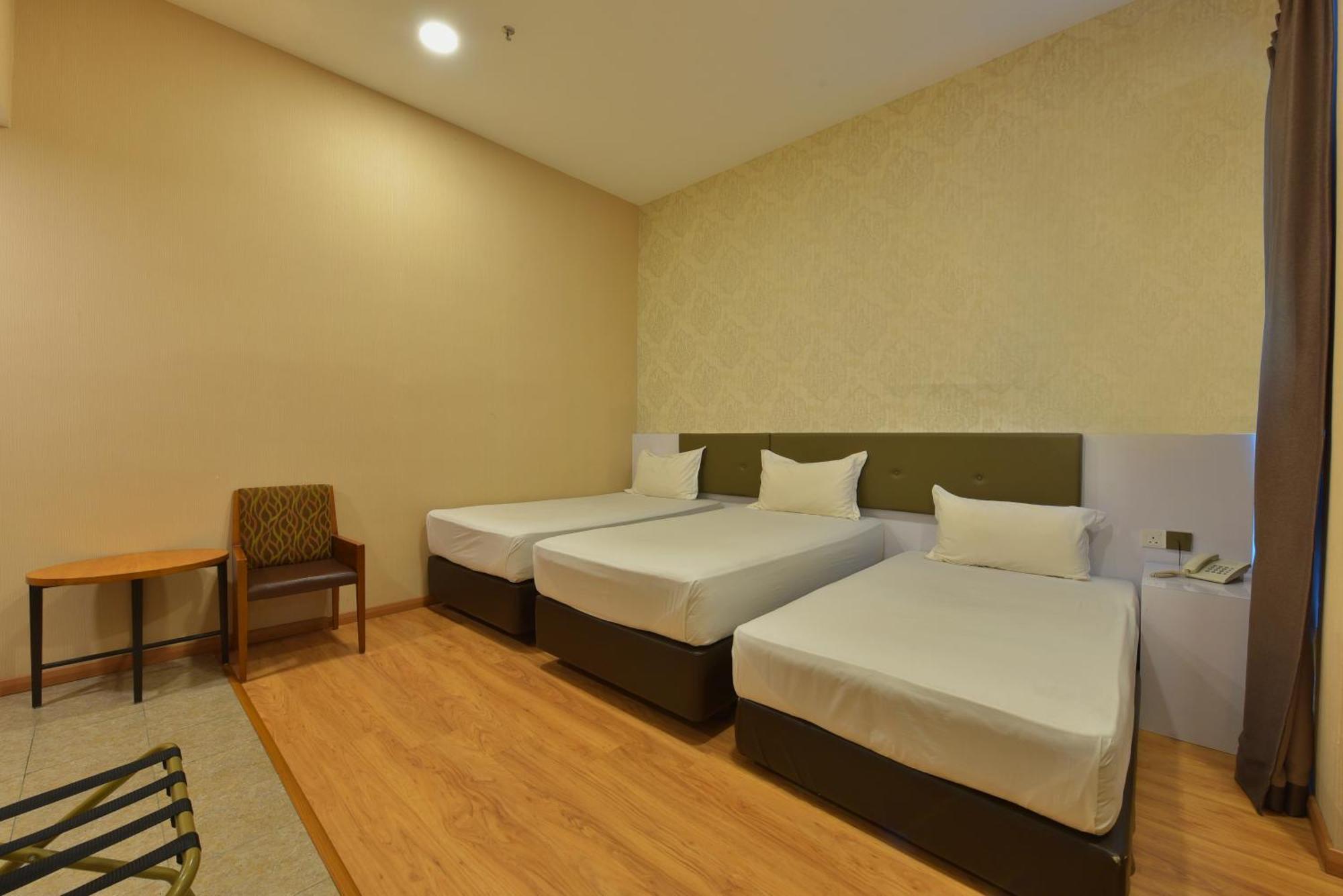 Townhouse Oak Hotel Holmes Johor Jaya Johor Bahru Eksteriør billede