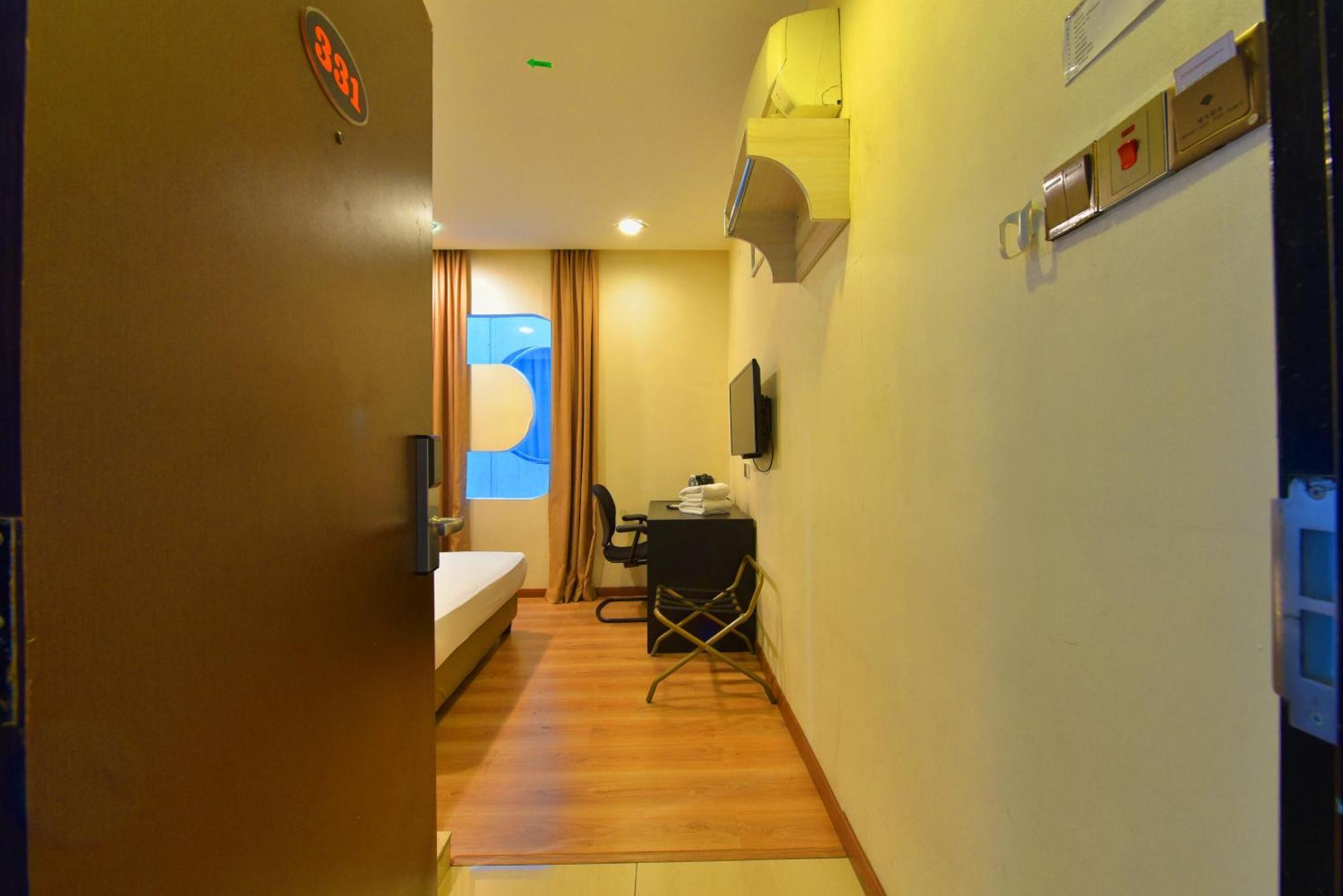 Townhouse Oak Hotel Holmes Johor Jaya Johor Bahru Eksteriør billede