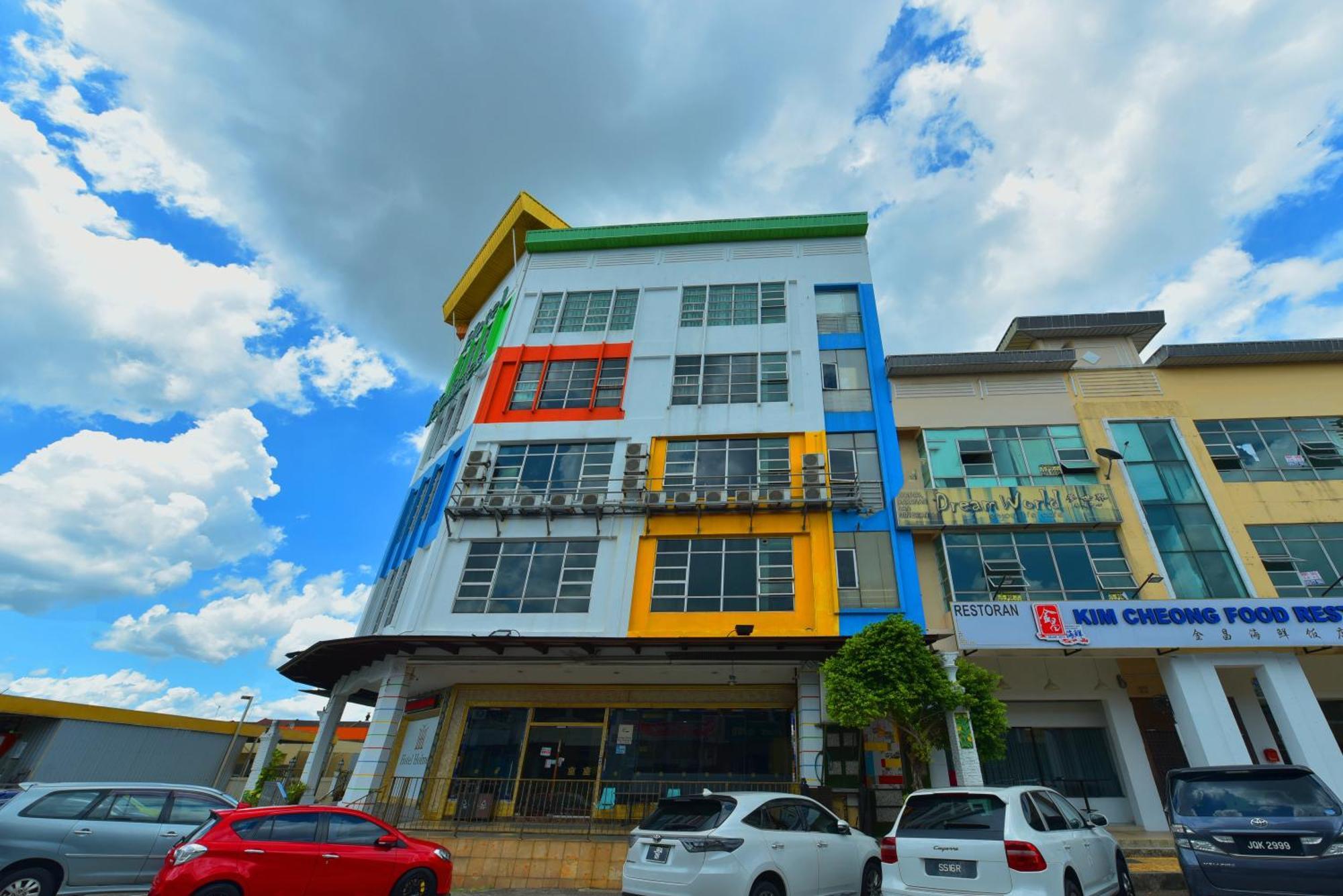 Townhouse Oak Hotel Holmes Johor Jaya Johor Bahru Eksteriør billede